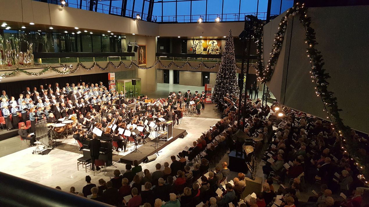 14 december Volkskerstzang in het provinciehuis